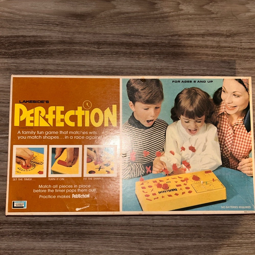 PERFECTION Vintage 1973 Lakeside Game COMPLETE In Box - TESTED AND WORKS